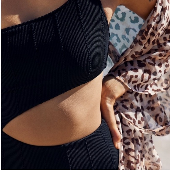 Aerie Ribbed One Piece Swimsuit - Picture 2 of 5